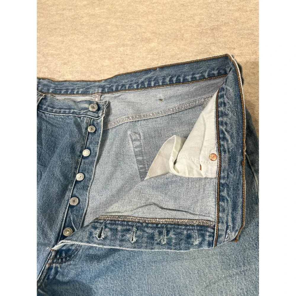 Levis 501 Original Fit Jeans Mens 42x30 Blue Denim Cotton Straight Leg High Rise